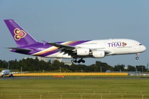 Empresa Thai Airways